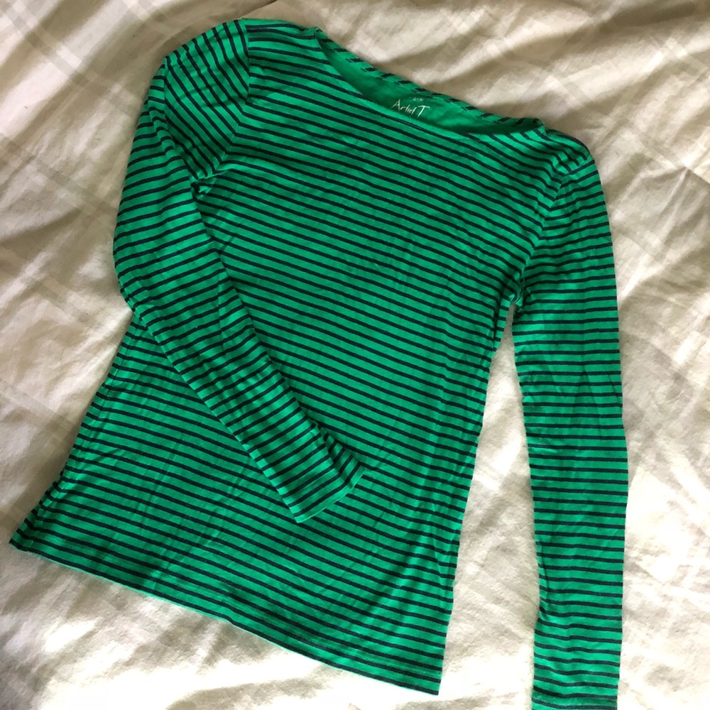 Boat neck long sleeve